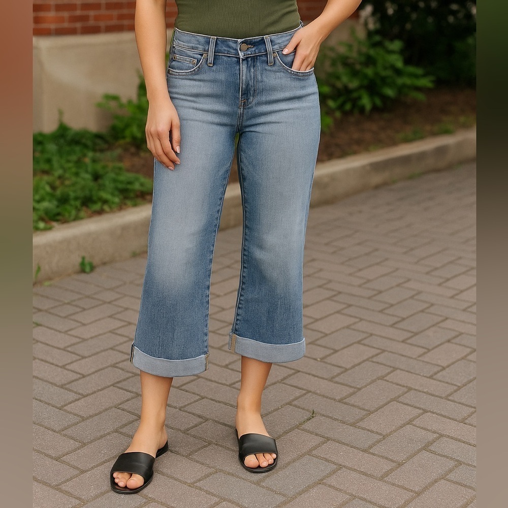 Vintage Y2K 7 For All Mankind Dojo Capri Jeans Size 28 Low Rise